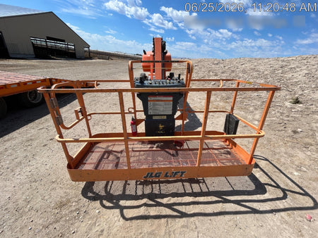 2019 JLG 460SJ