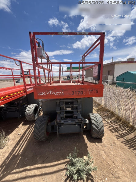 2017 SKYJACK SJ6832 RT