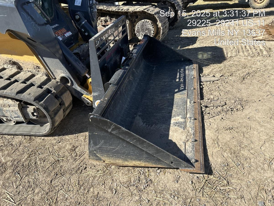 2025 JOHN DEERE 84" Bucket - John Deere