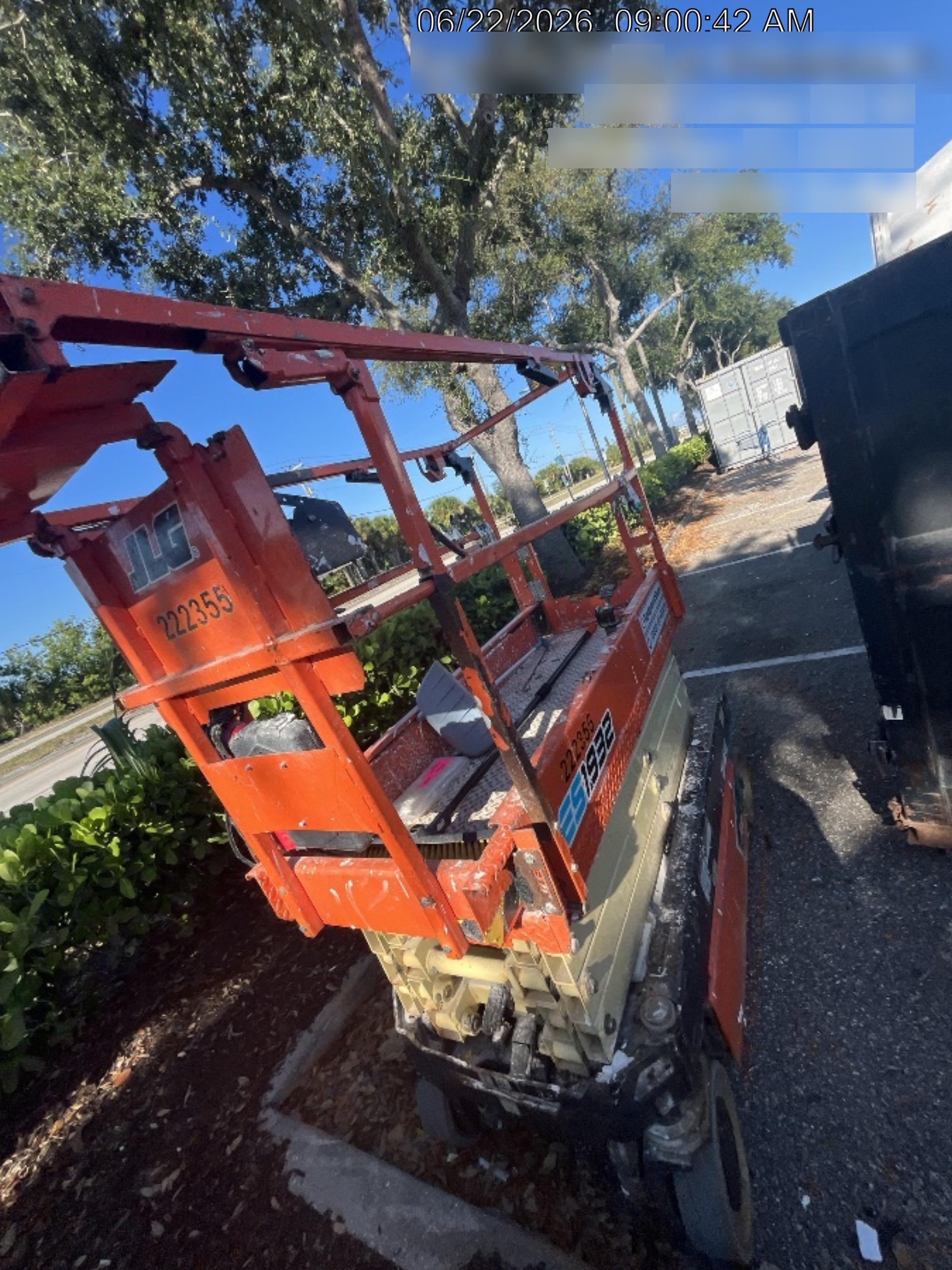 2022 JLG ES1932