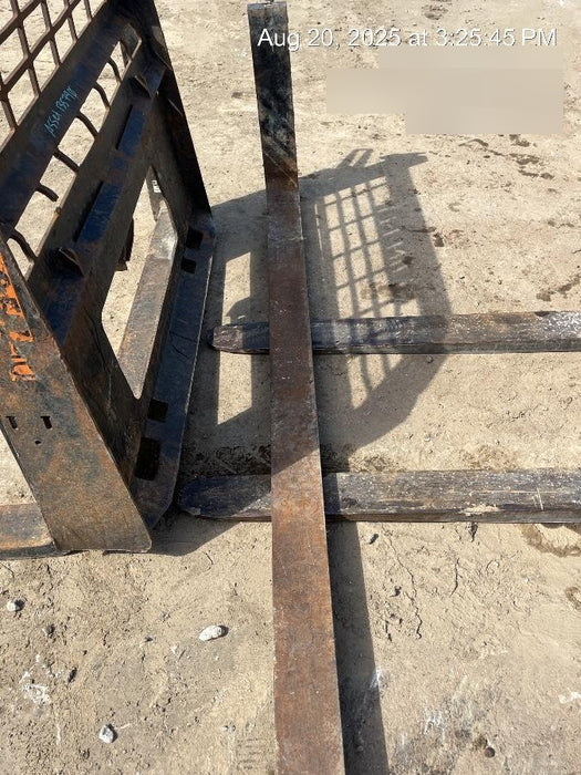 2021 PALADIN 48" Pallet Forks - Paladin