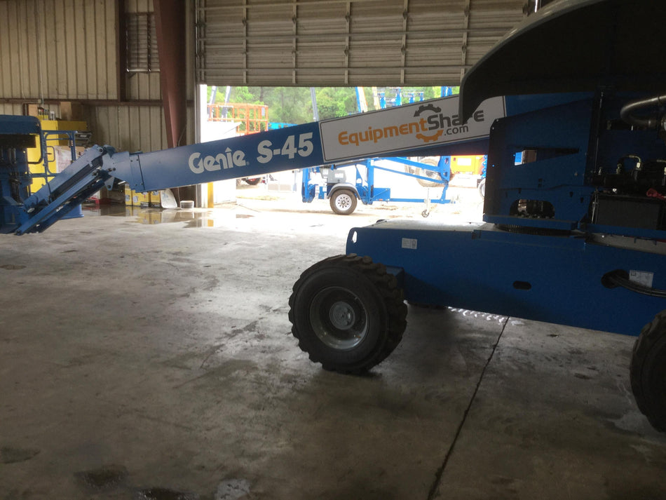 2017 GENIE S-45