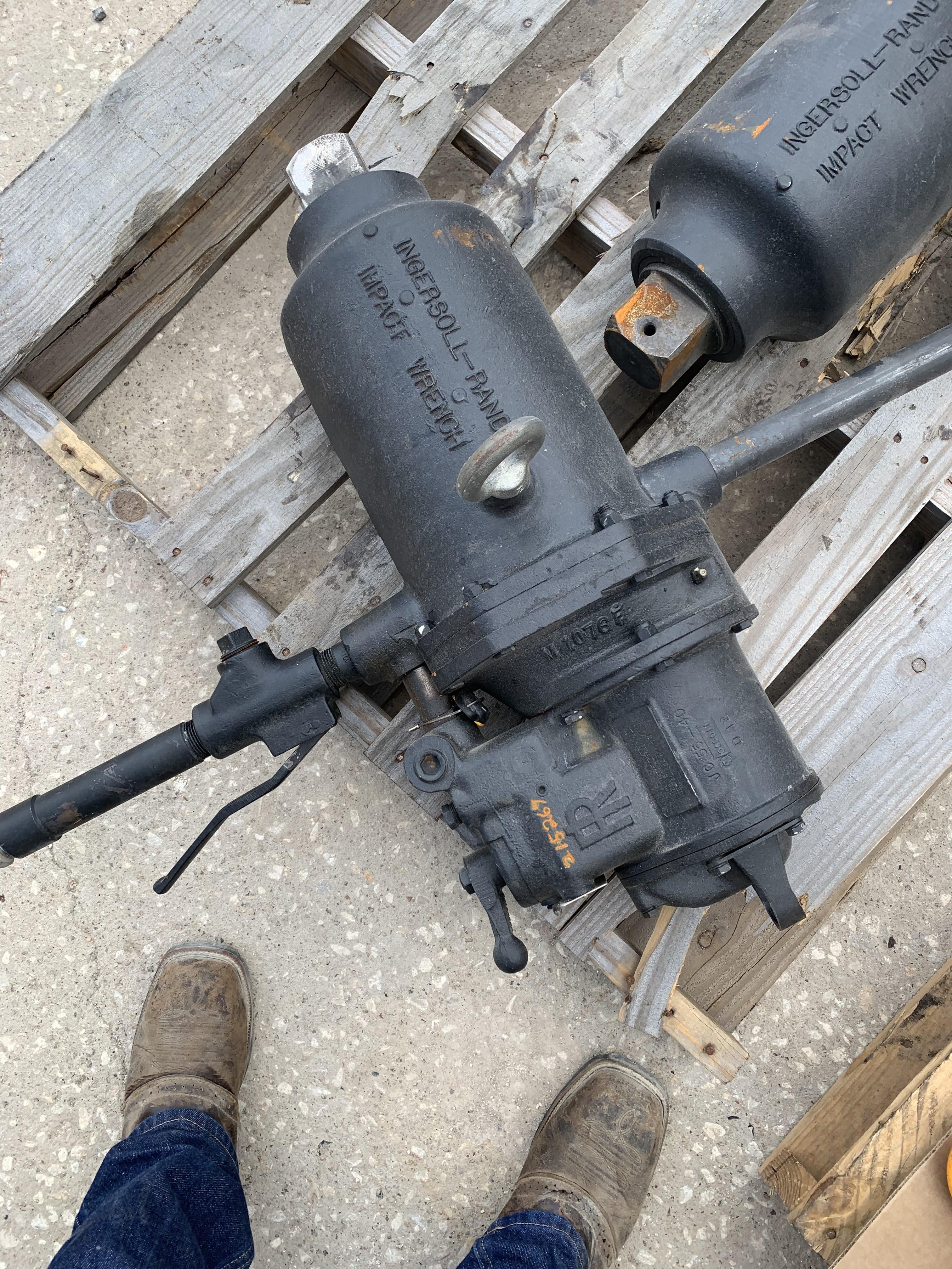 2022 INGERSOLL RAND 588A1