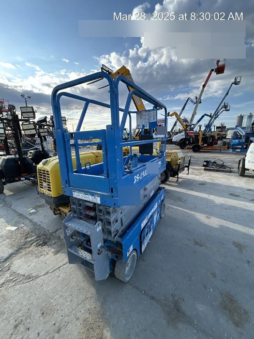 2020 Genie GS-1930 Solid Non Marking Tires, Beacon, Folding rails with half height swing gate