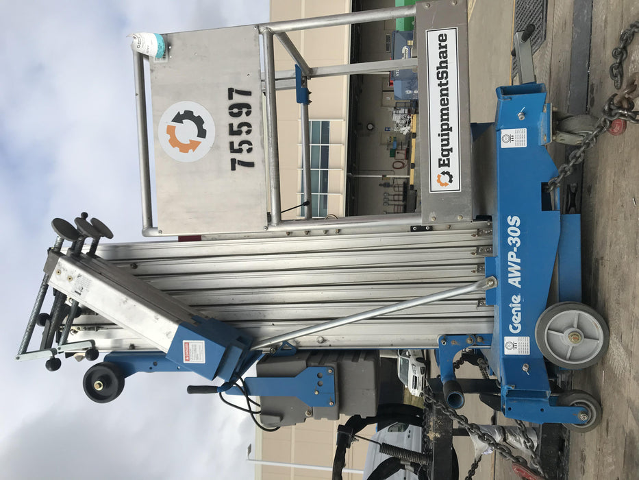 2019 GENIE AWP-30S