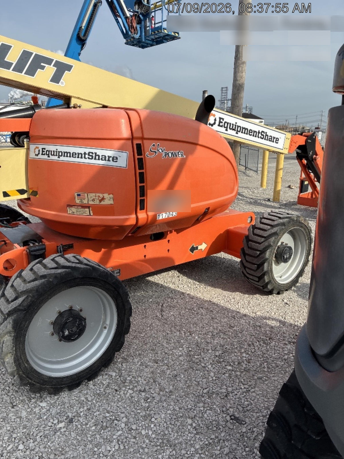2021 JLG 600AJ