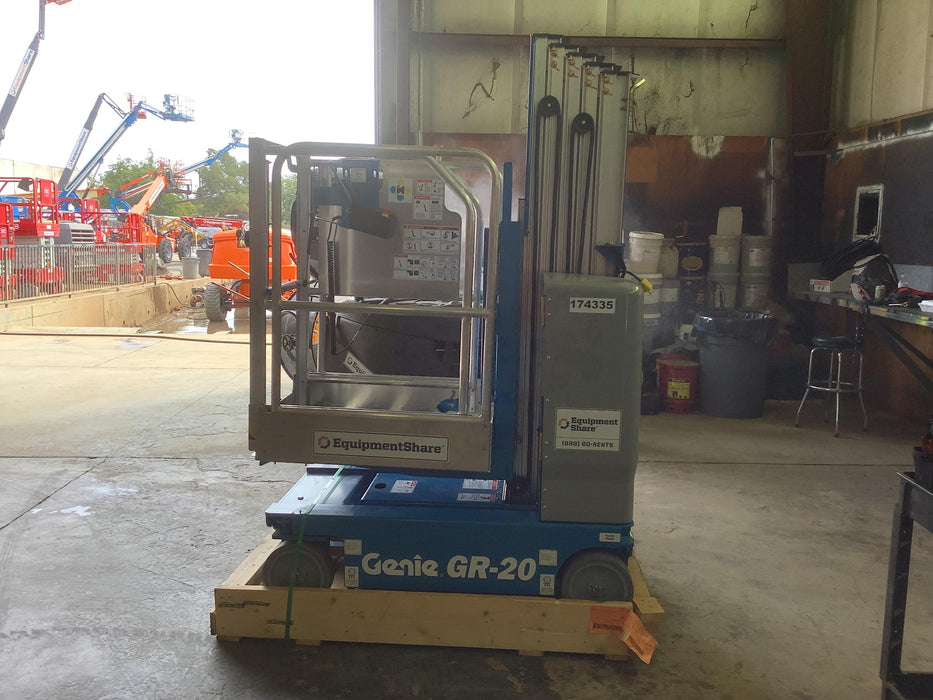 2021 GENIE GR-20