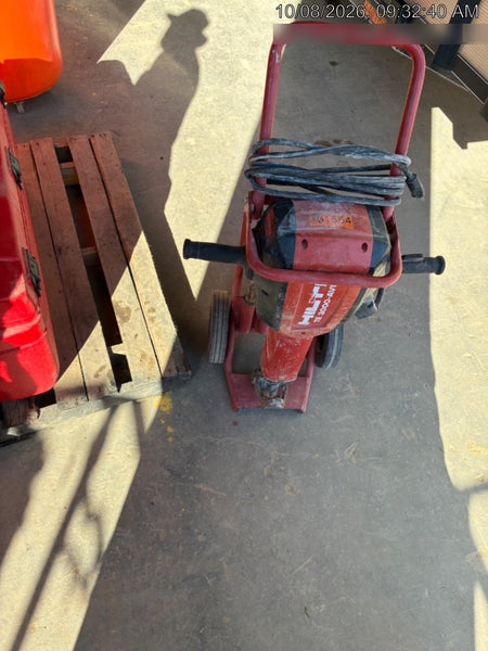 2020 HILTI TE 3000-AVR