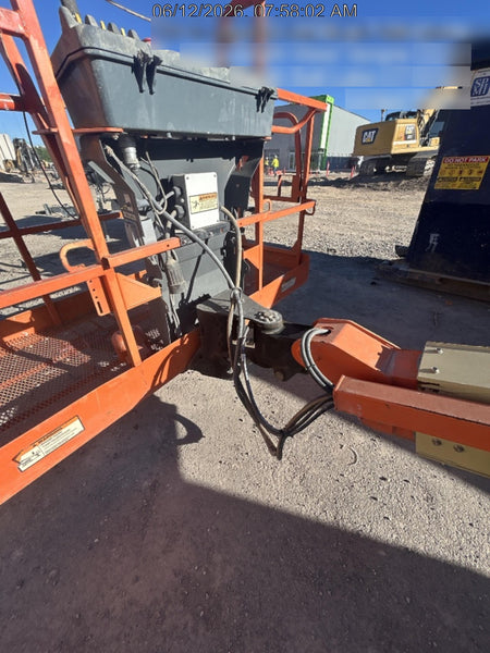 2019 JLG 400S