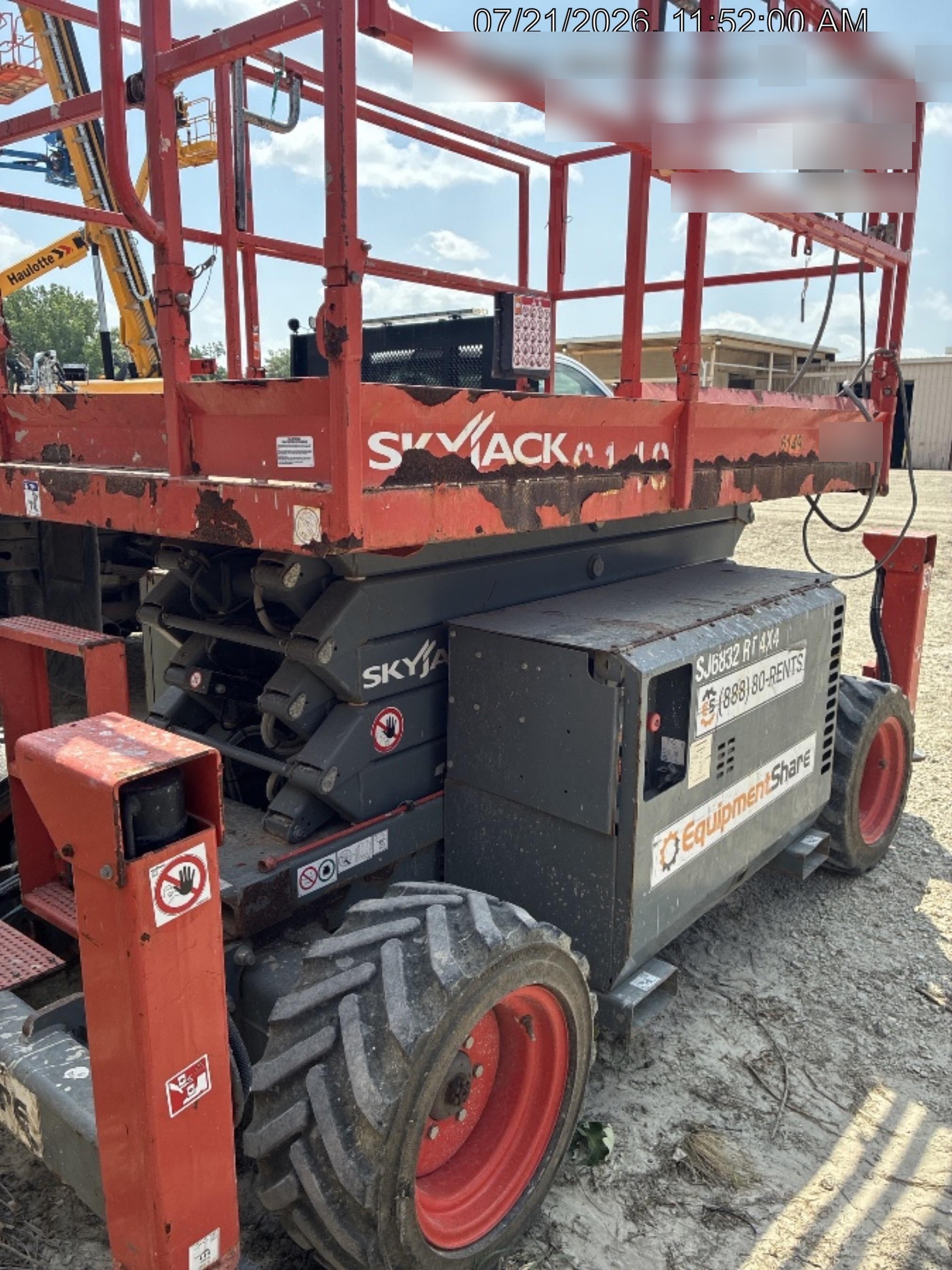 2017 SKYJACK SJ6832 RT