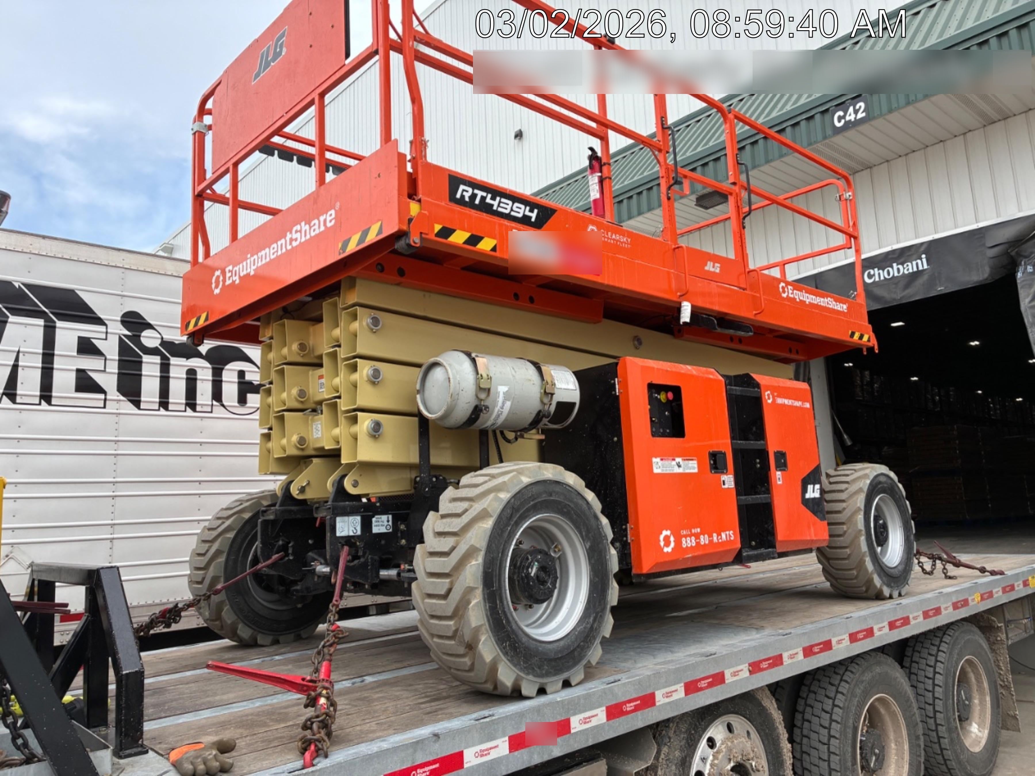 2023 JLG RT4394