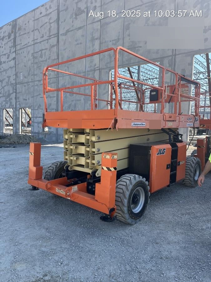 2020 JLG 430LRT