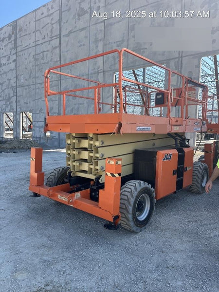 2020 JLG 430LRT