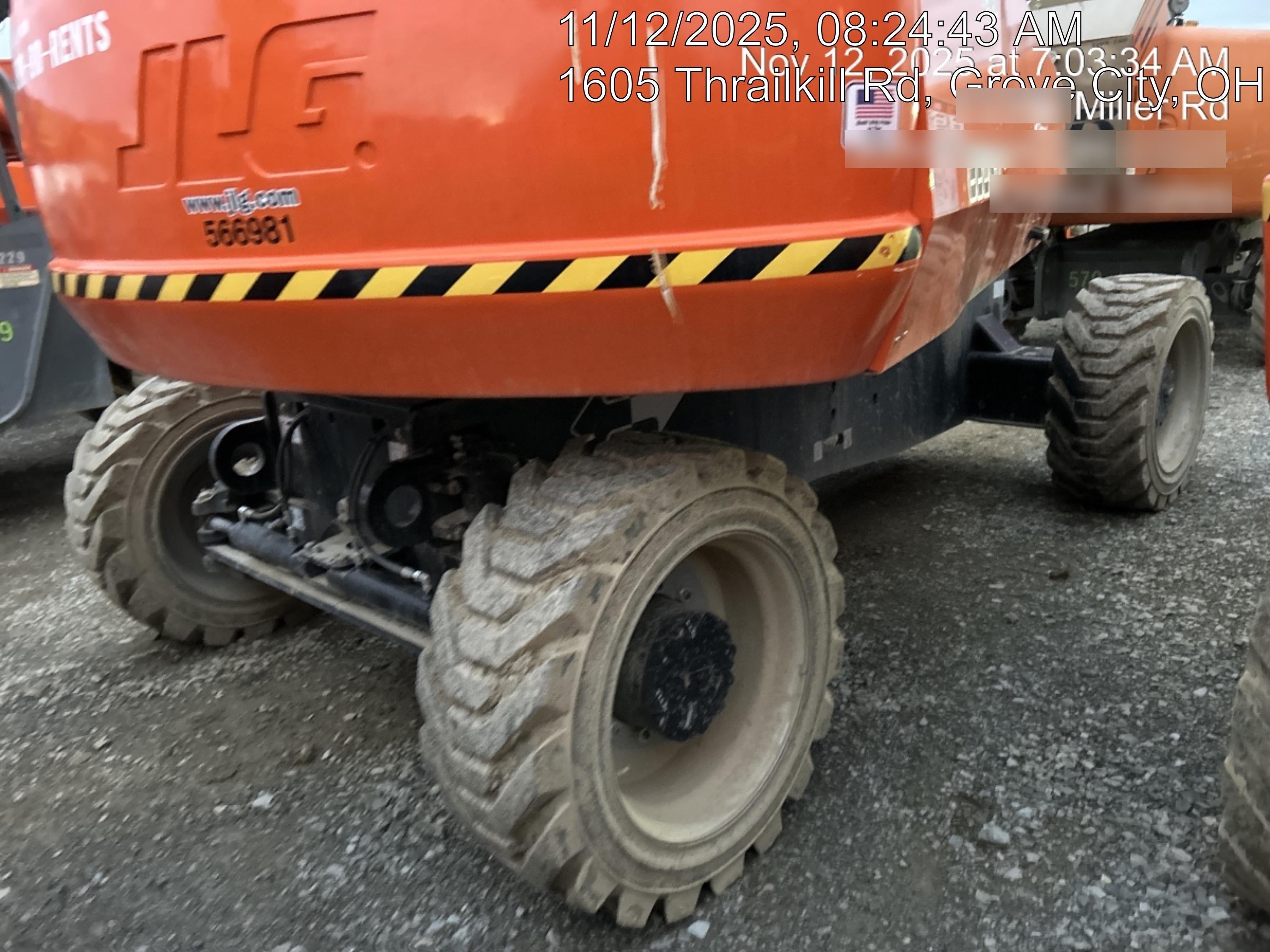 2025 JLG 860SJ