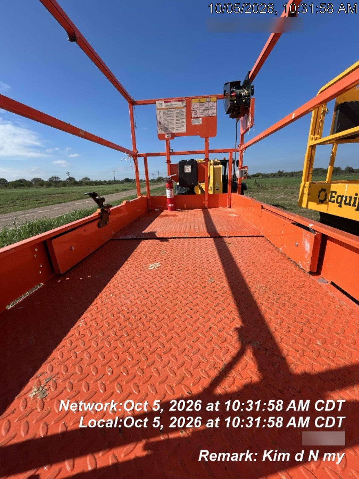 2025 JLG ES3246
