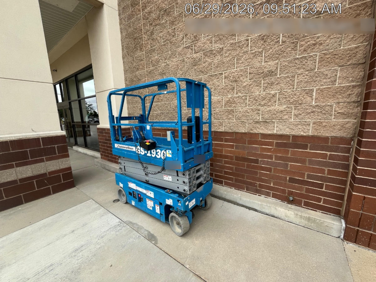 2019 Genie GS-1930 Half Height Swing Gate, 800W Inverter