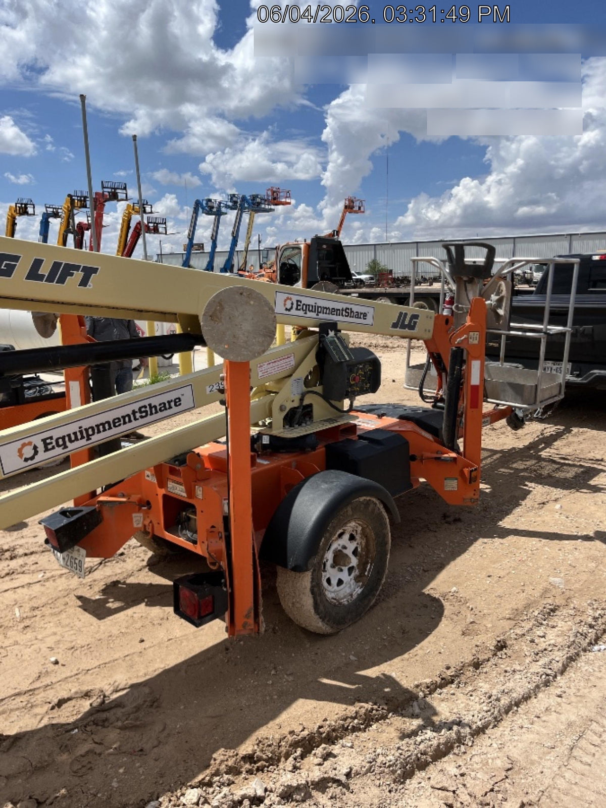 2022 JLG T350
