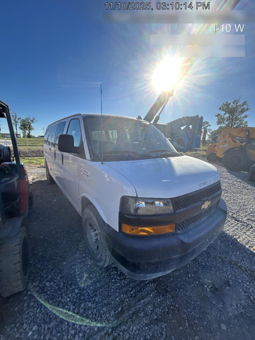2023 CHEVROLET Express Van - Rental