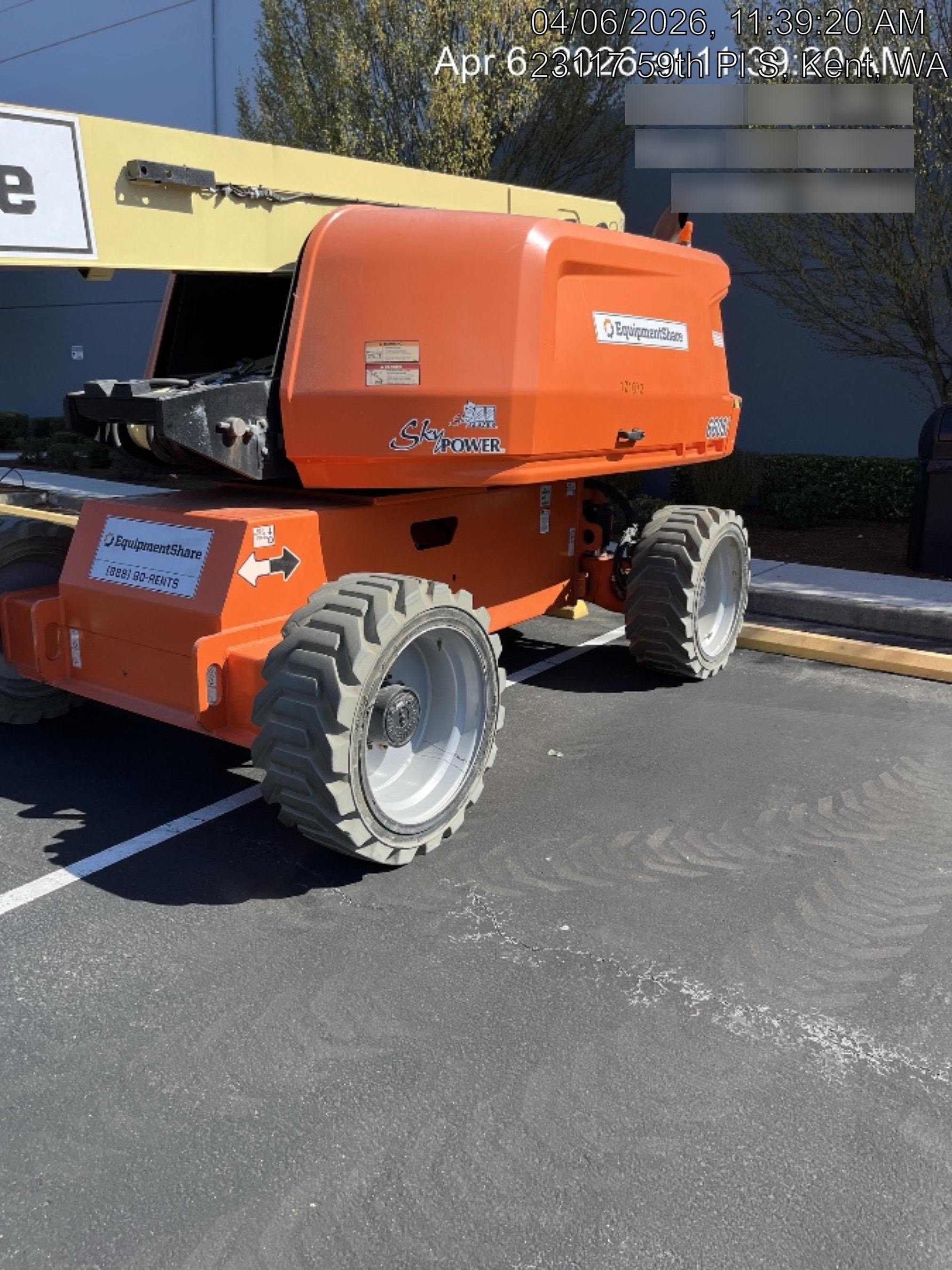2020 JLG 660SJ