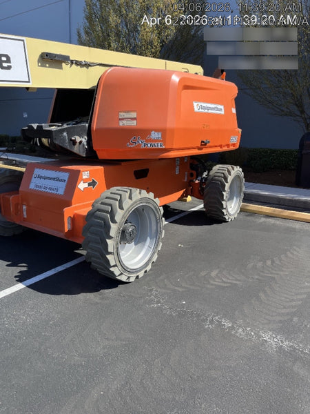 2020 JLG 660SJ
