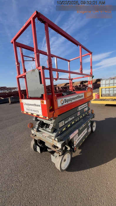 2020 Skyjack SJIII-3219 Solid NM Tires, Half height spring hinged entry gate, Dual Beacons, 800W Inverter