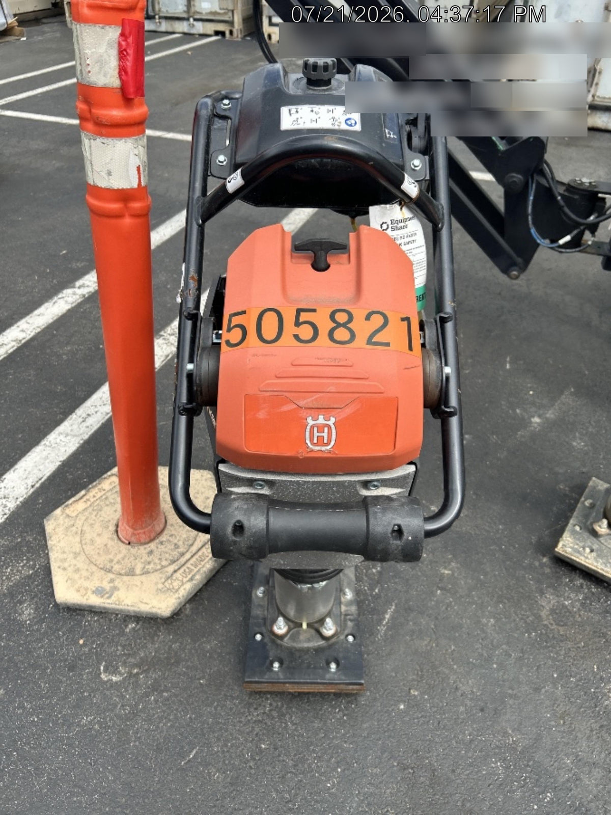 2025 HUSQVARNA LT5005