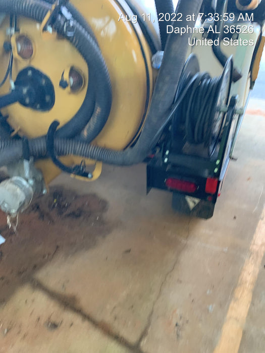 2021 VAC-TRON LP573XDT