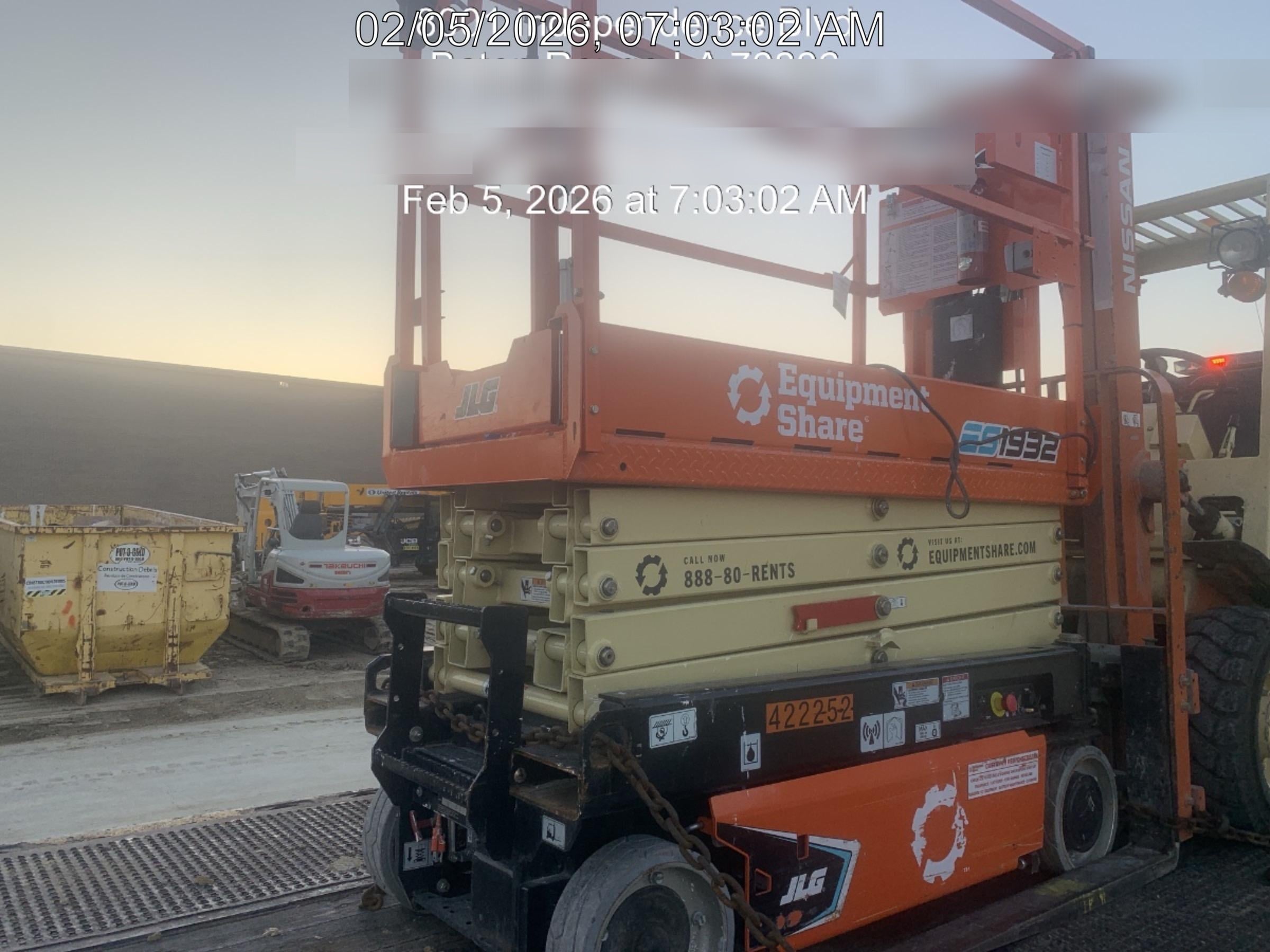 2024 JLG ES1932