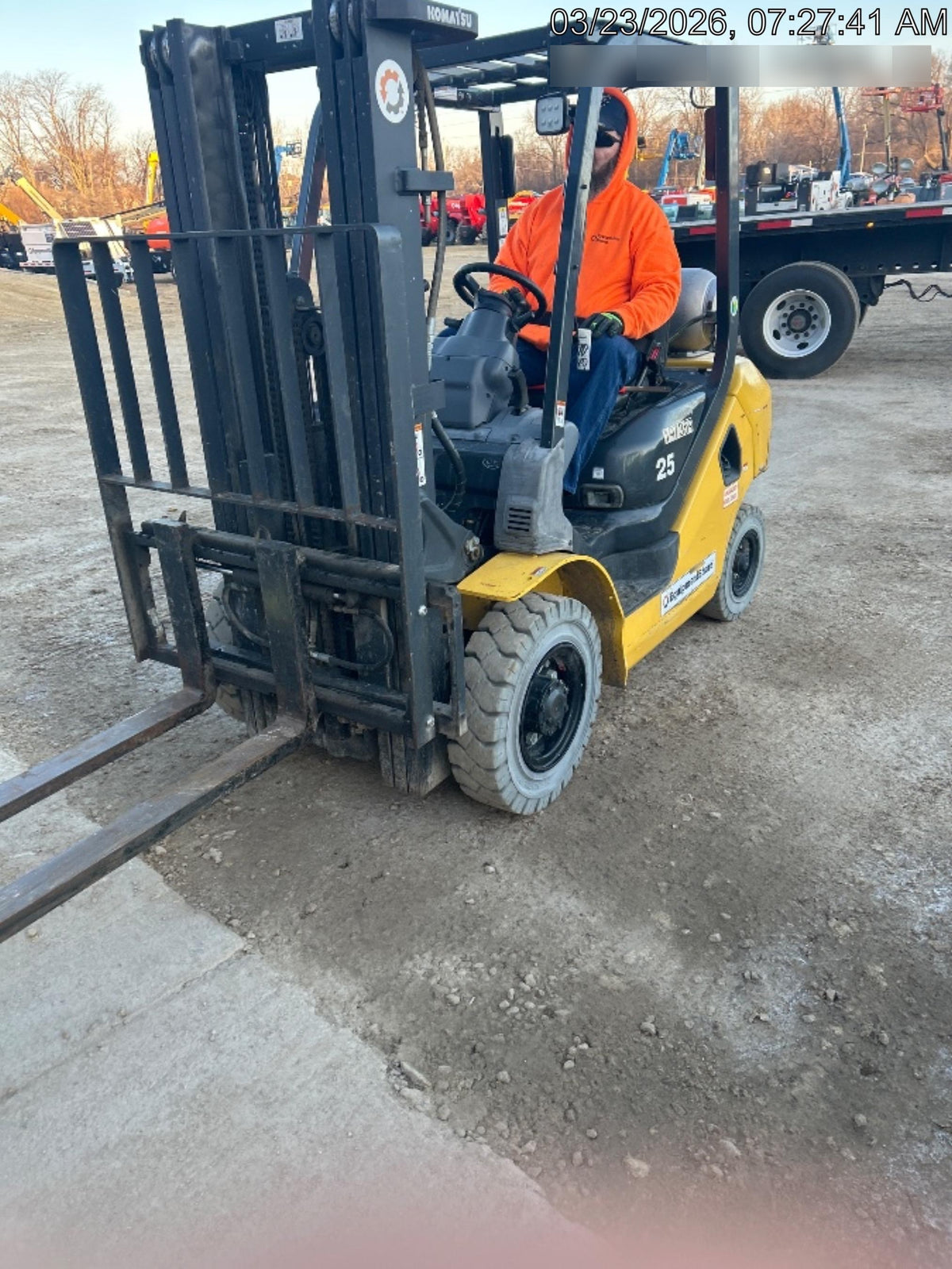 2021 KOMATSU FG25T-16