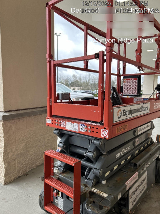 2020 Skyjack SJIII-3219 Solid NM Tires, Half height spring hinged entry gate, Dual Beacons, 800W Inverter