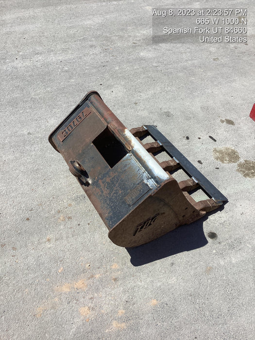 2020 TAG MANUFACTURING 30" Bucket - Tag