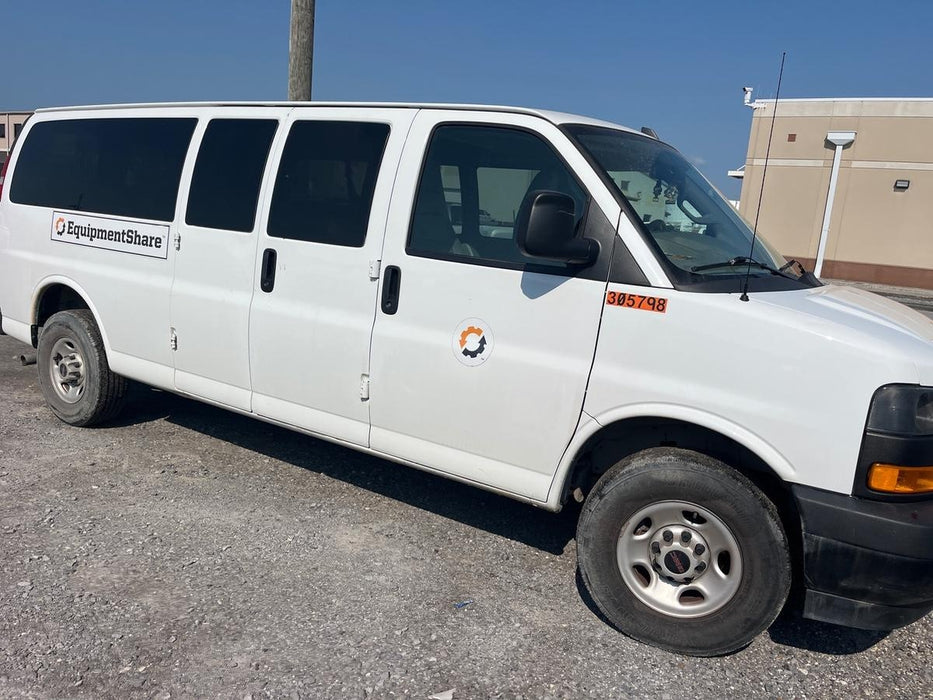 2023 GMC Savana 3500