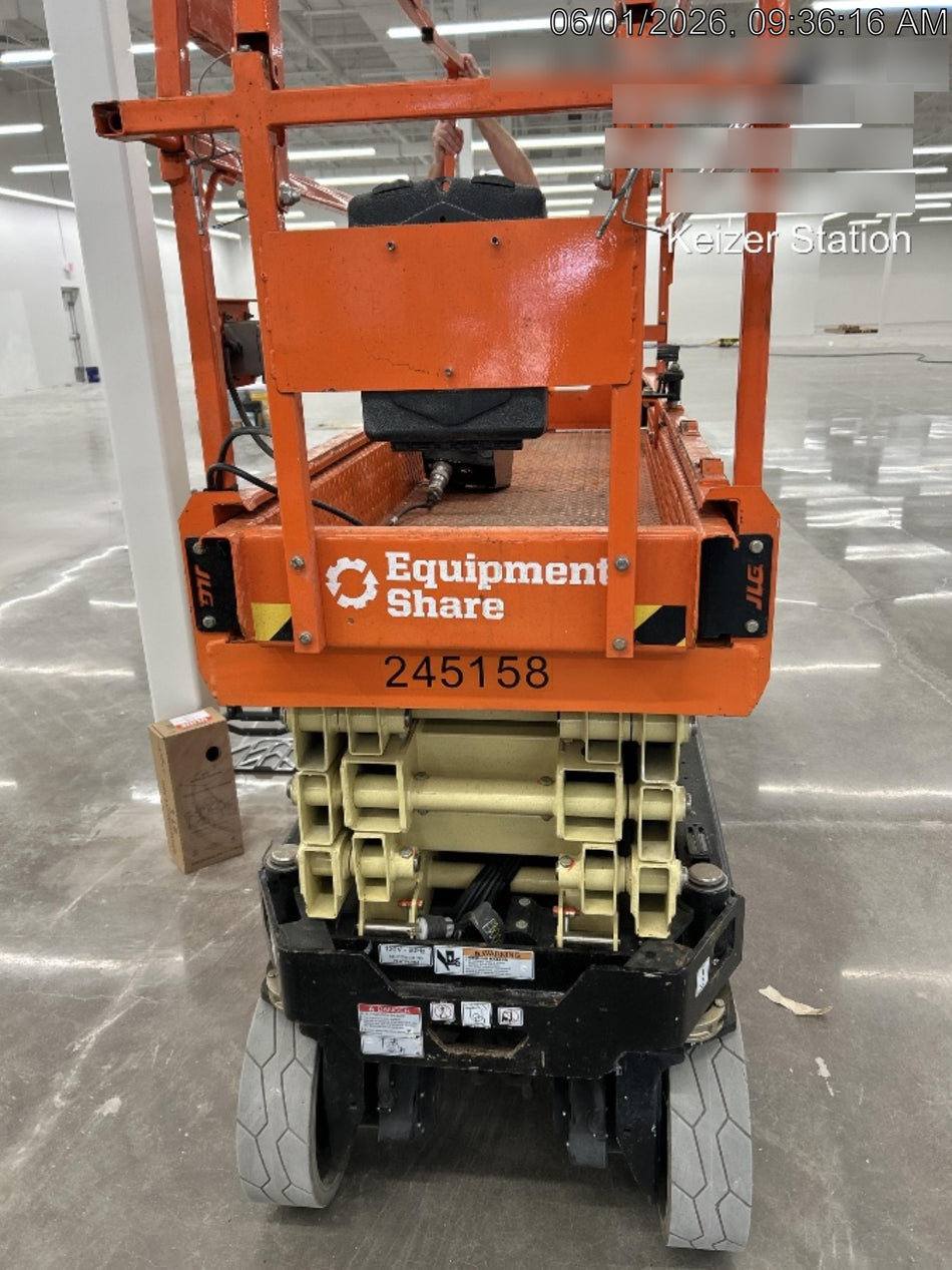 2022 JLG ES2632