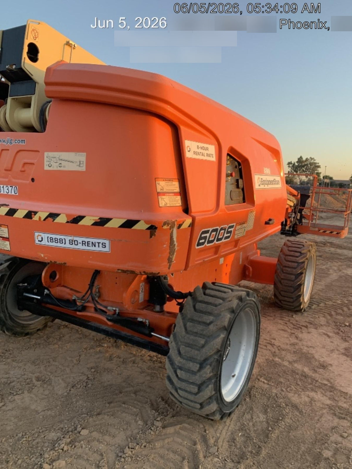 2021 JLG 600S