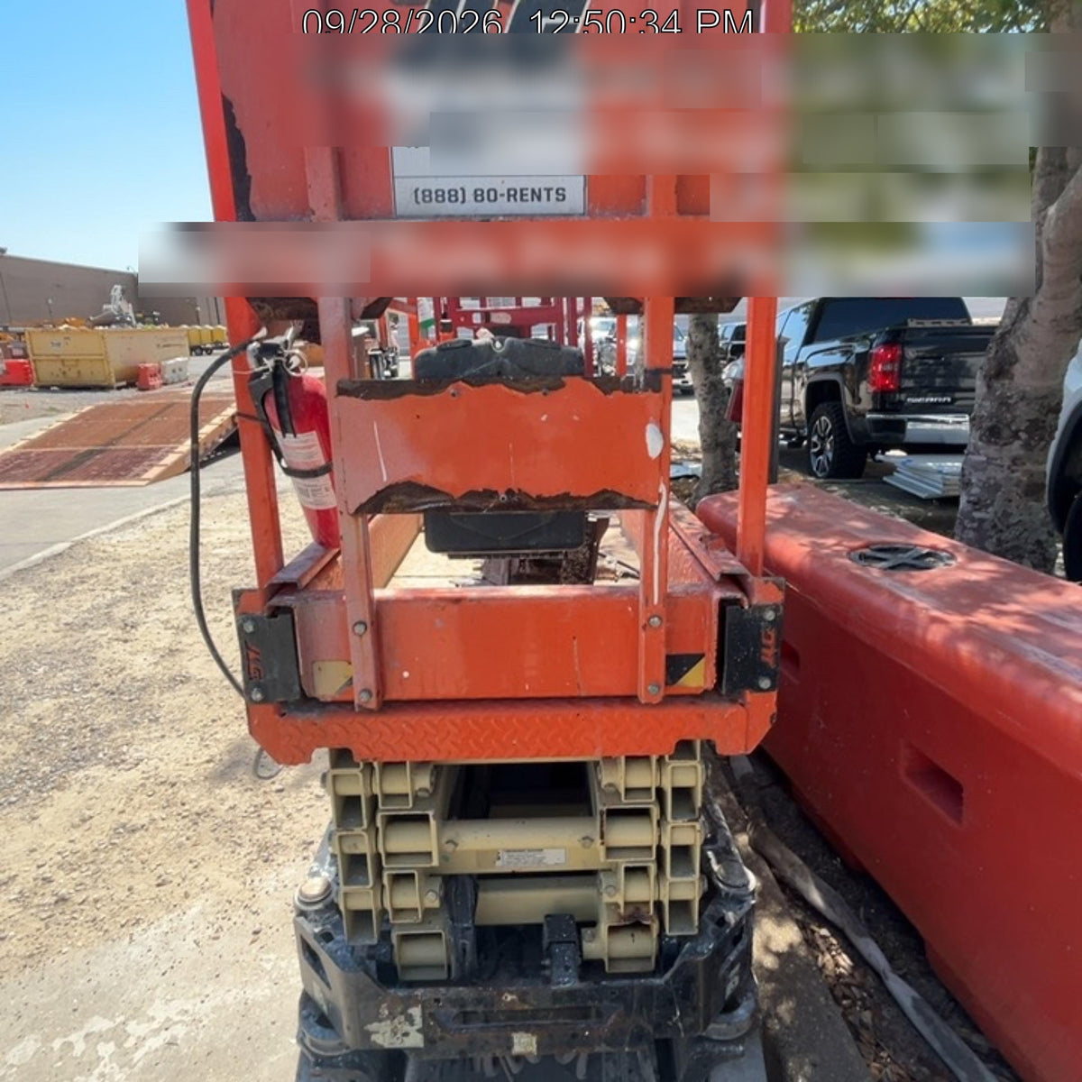 2022 JLG ES1932