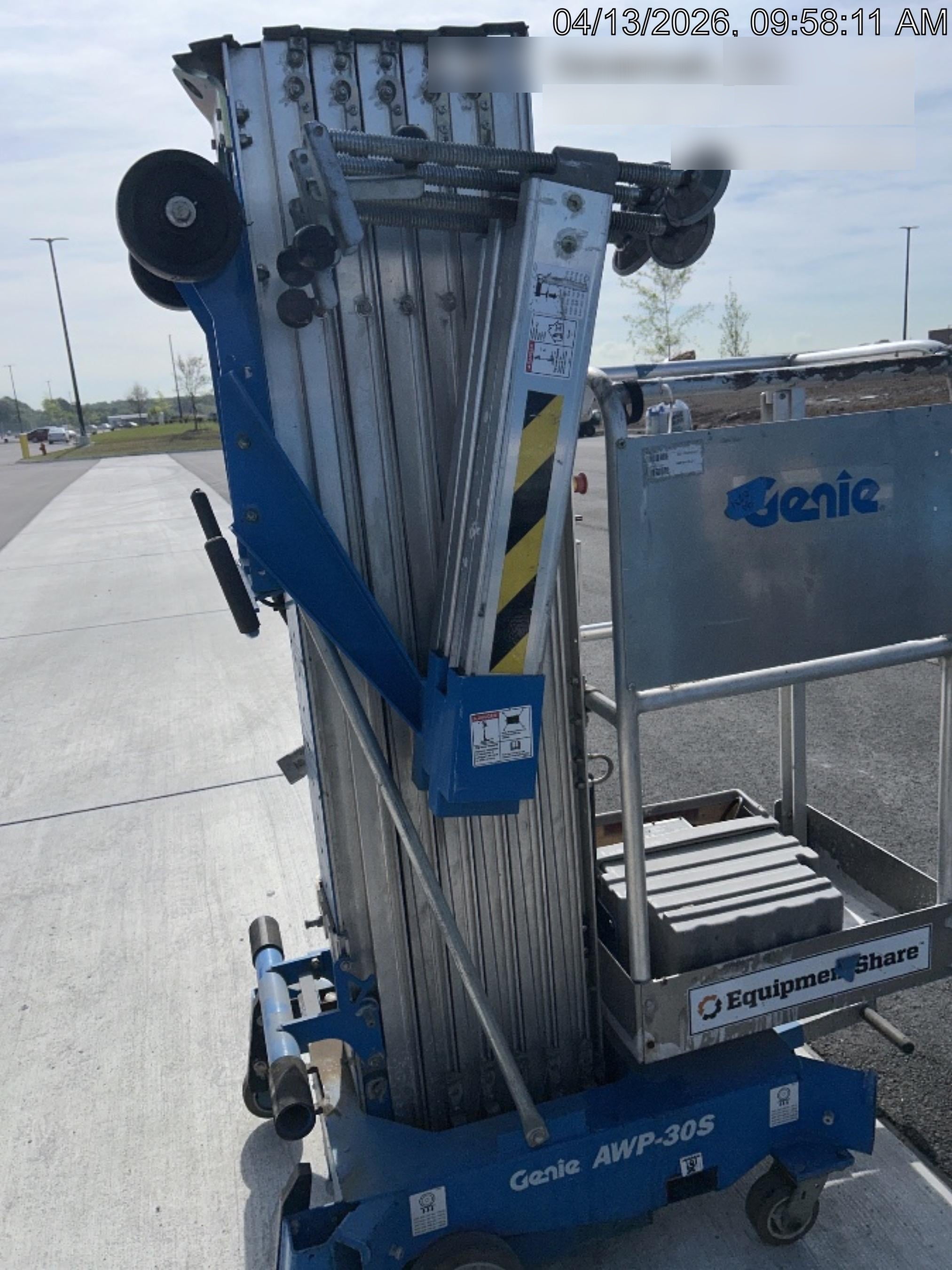 2021 GENIE AWP-30S DC