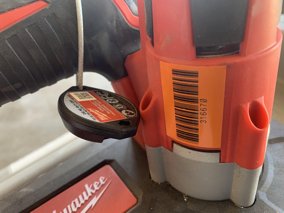 2023 MILWAUKEE 2429-21XC