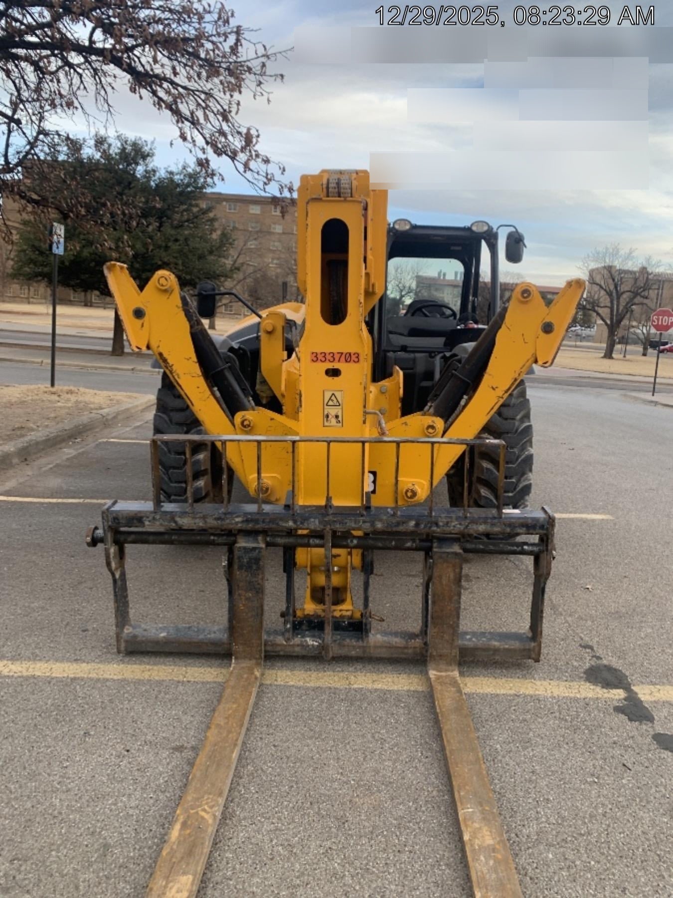 2023 JCB 510-56