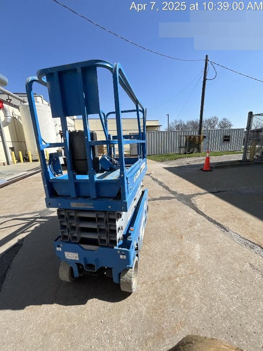 2020 Genie GS-1930 Solid Non Marking Tires, Beacon, Folding rails with half height swing gate