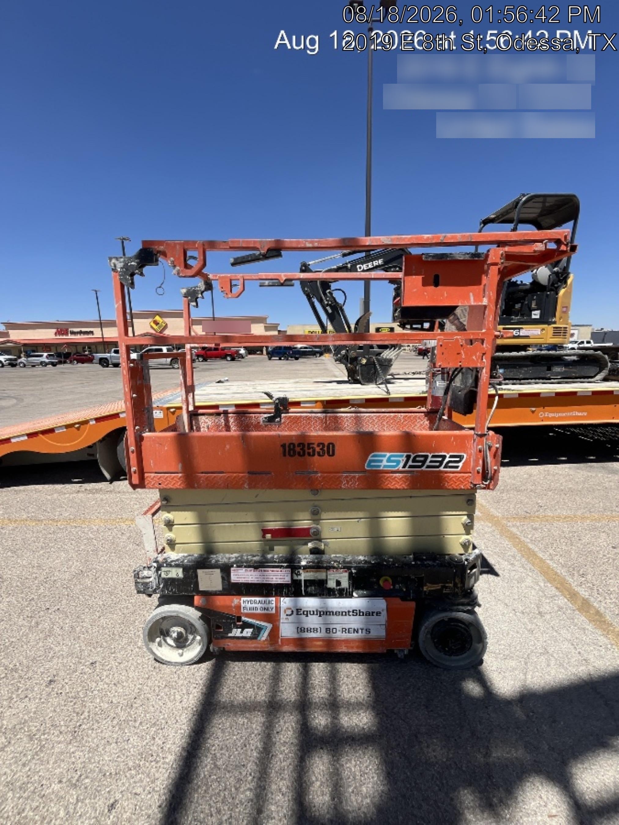 2021 JLG ES1932