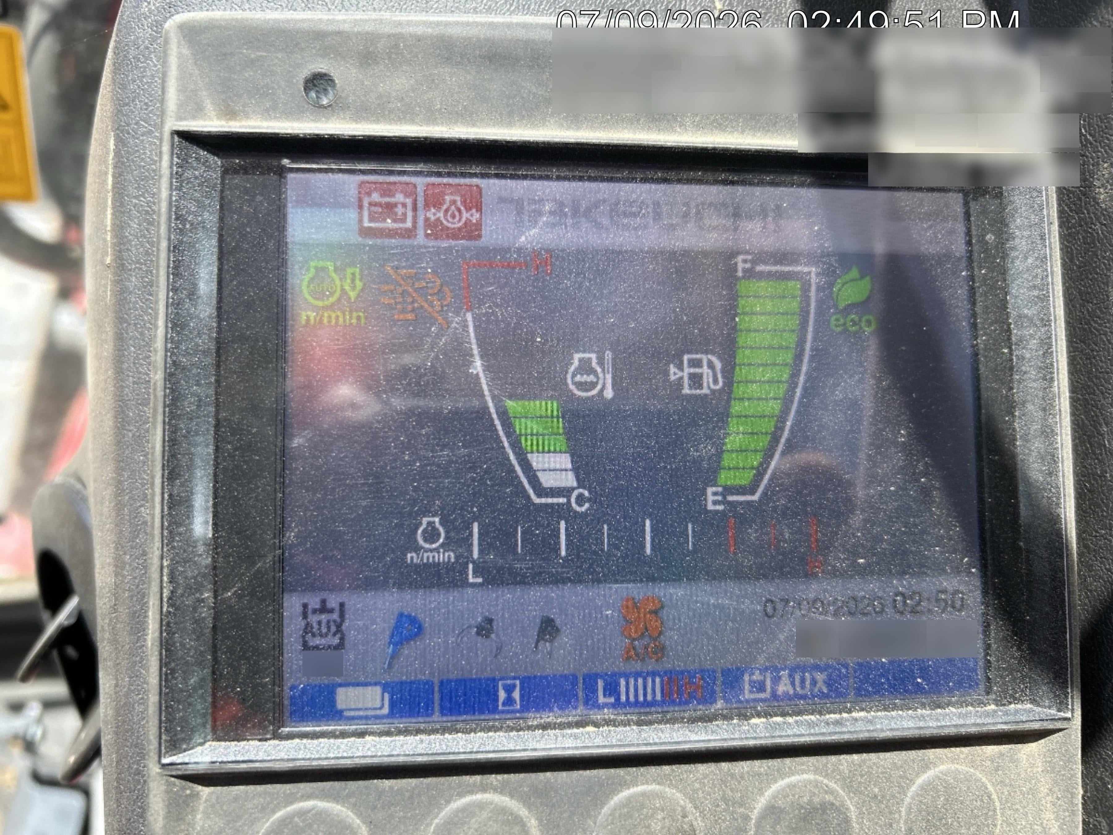 2024 TAKEUCHI TB250-2CR