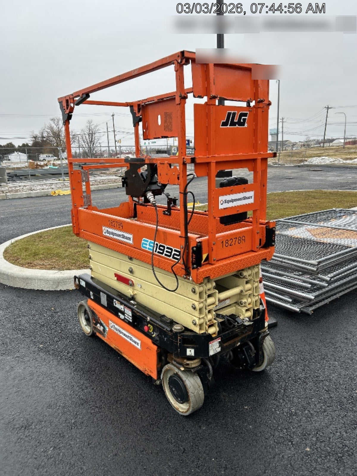 2021 JLG ES1932