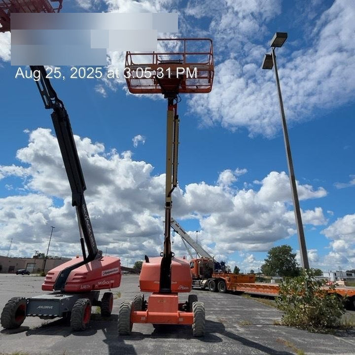 2021 JLG 400S
