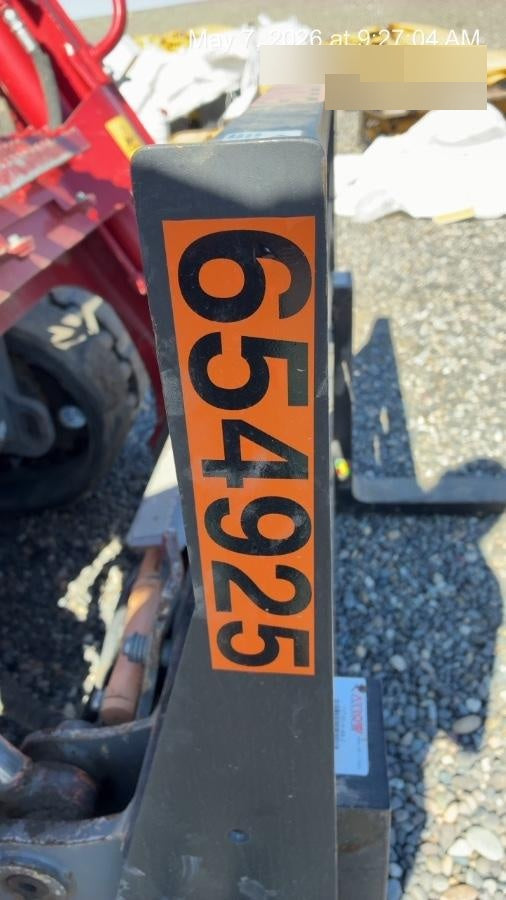2026 ARROW MATERIAL HANDLING 48" Pallet Forks - Arrow