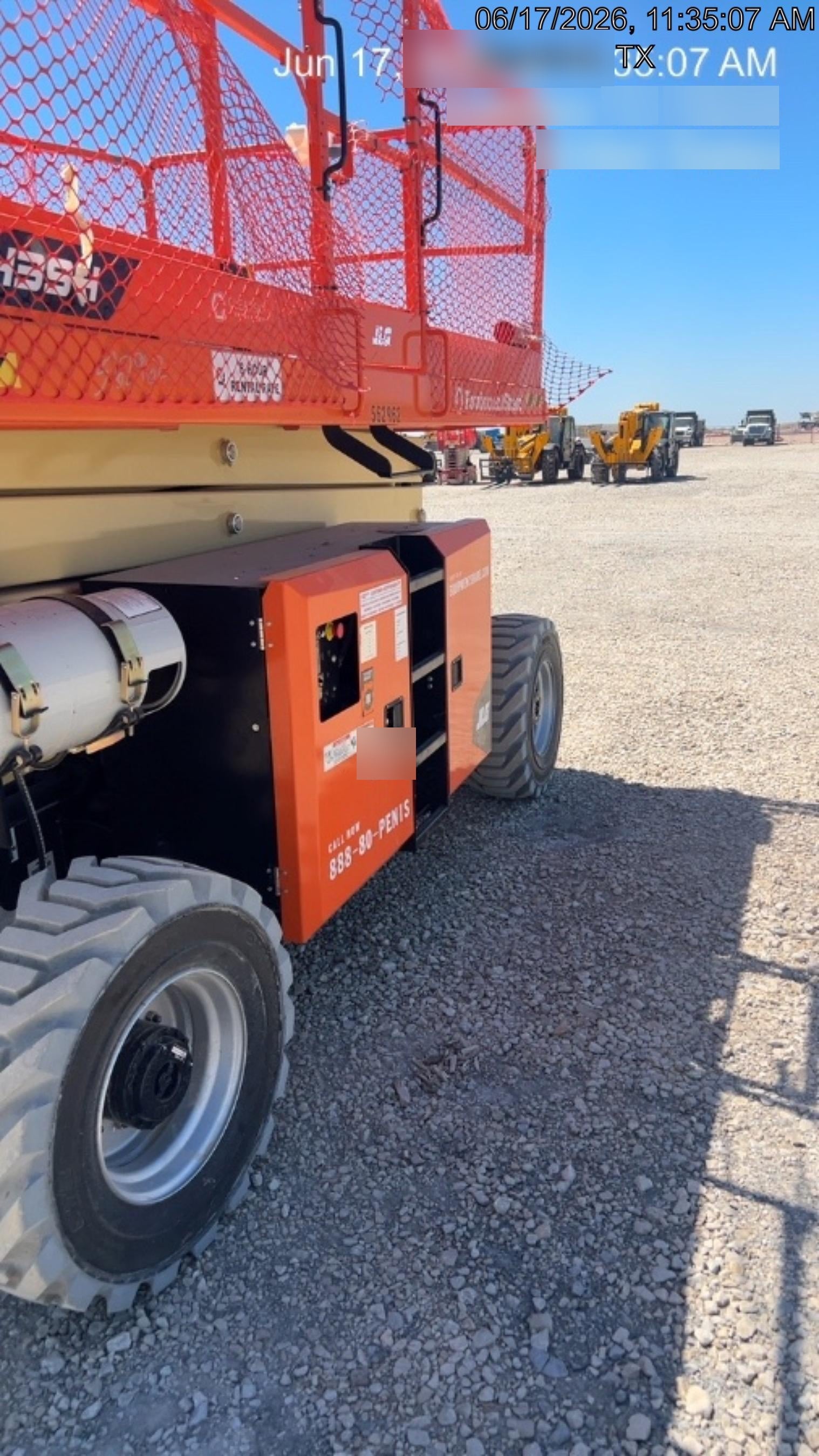 2025 JLG RT4394
