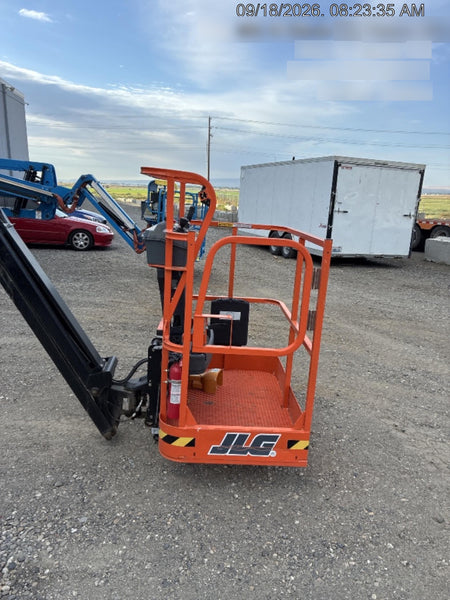 2025 JLG E300AJP