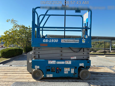 2020 Genie GS-1930 Solid Non Marking Tires, Beacon, Folding rails with half height swing gate