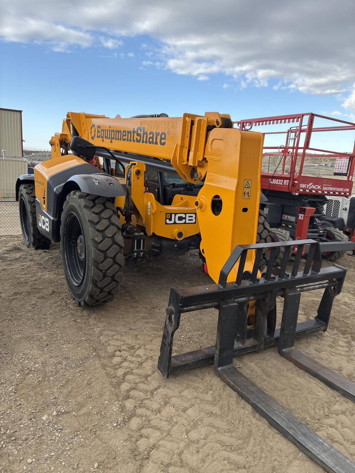 2025 JCB 509-42