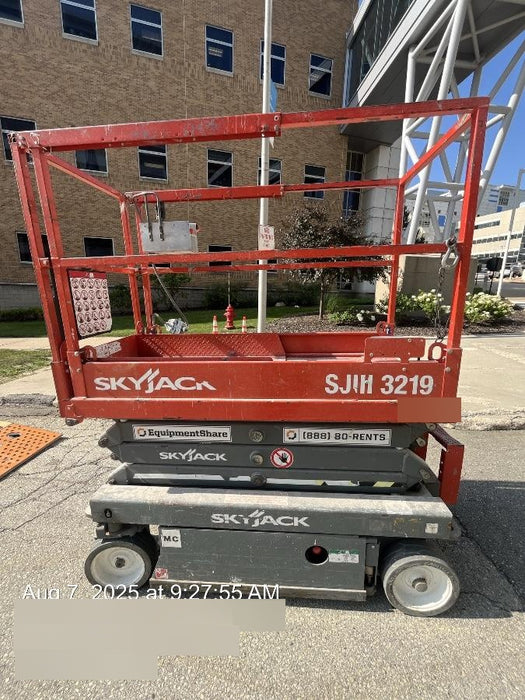 2018 Skyjack SJIII-3219 Standard Rental Specs