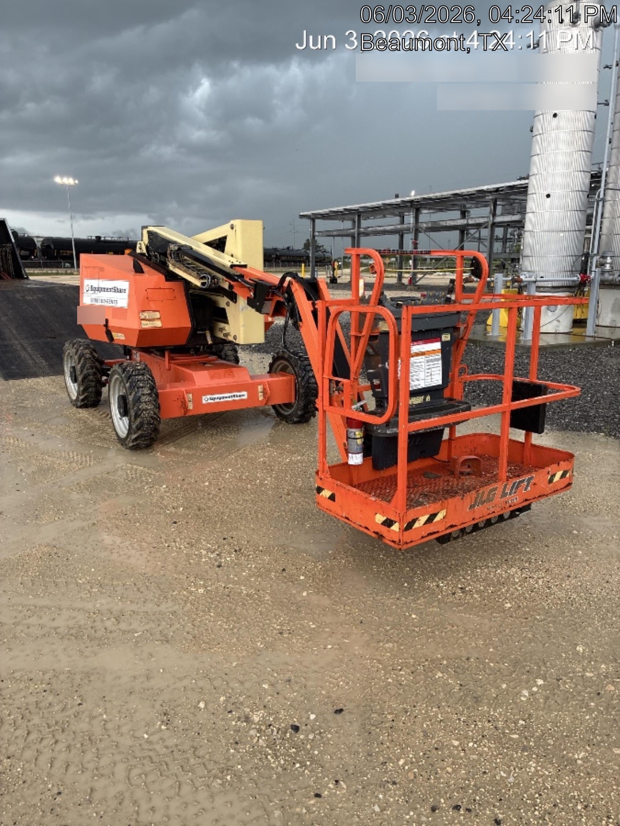 2021 JLG 340AJ